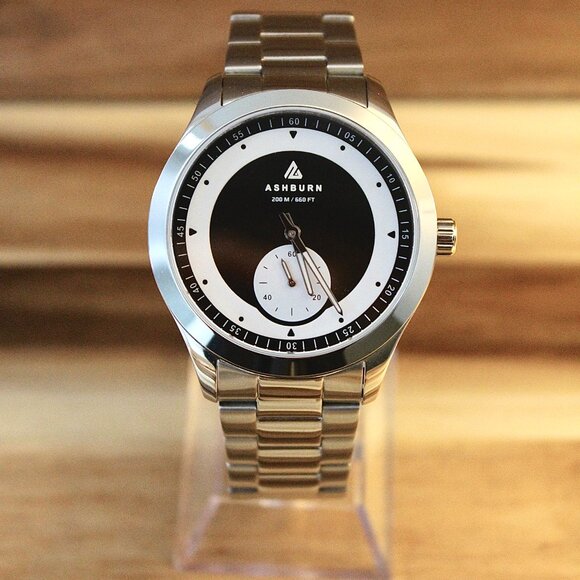 Tuxedo Dial Watch - Picture 2 of 3